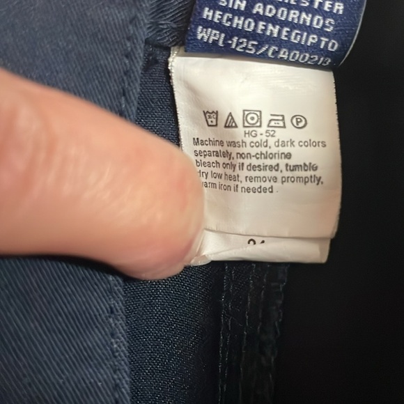 Chaps size 34 Navy Flat Front Golf Shorts with Front and Back Pockets - Picture 10 of 10